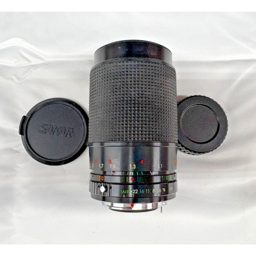 Sakar MC Auto Zoom 80–200mm F4–5.6 Telephoto Lens K Mount With Caps Untested